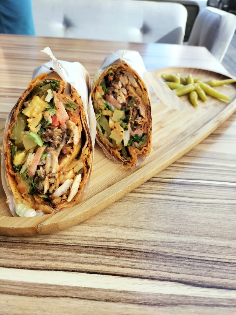 SıfırBir Döner — المطعم في ألانيا: الطلب عبر الإنترنت والأسعار والتعليقات